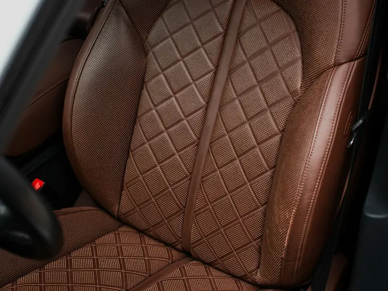 Interiores de Auto Personalizados