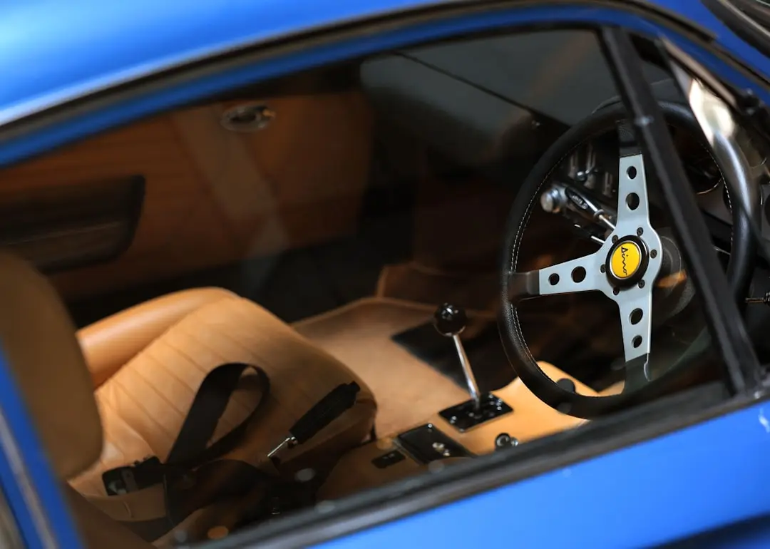 Restauración de interior de cuero en auto clásico